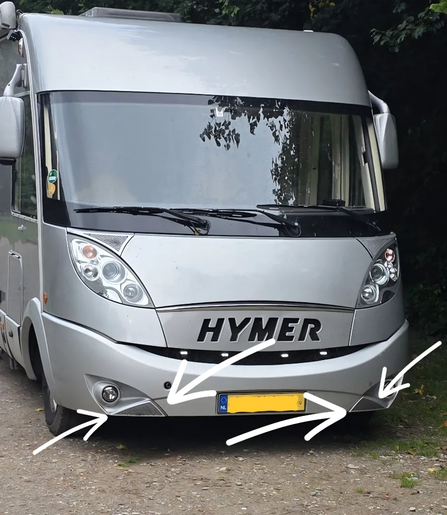 hymer-voorbumper-sierkapjes-gemonteerd.webpv